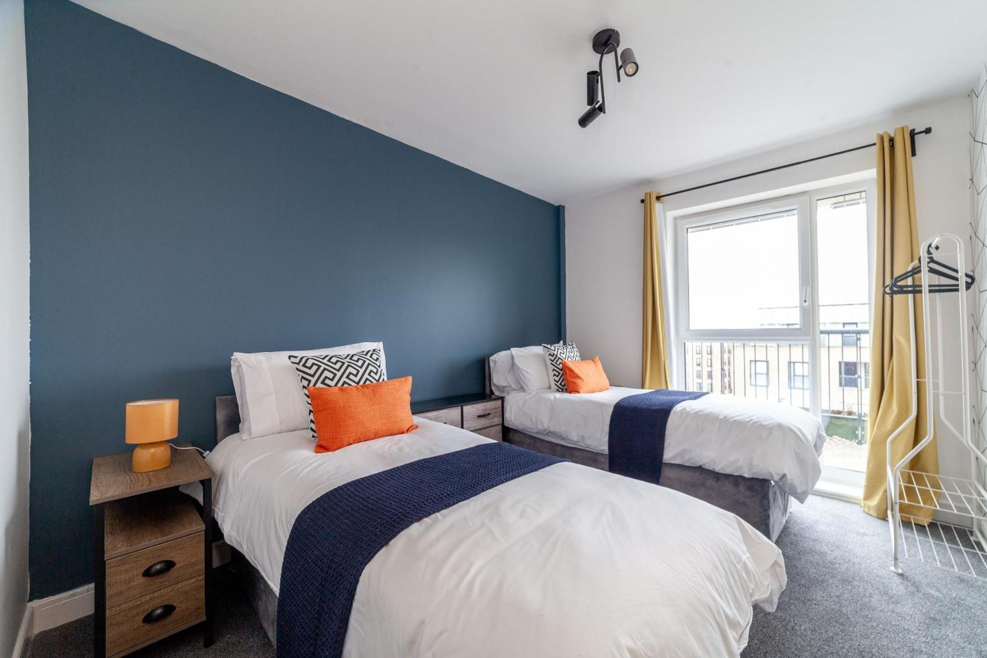 Top-rated Family Penthouse - King Size Bed & Free Parking Apartment